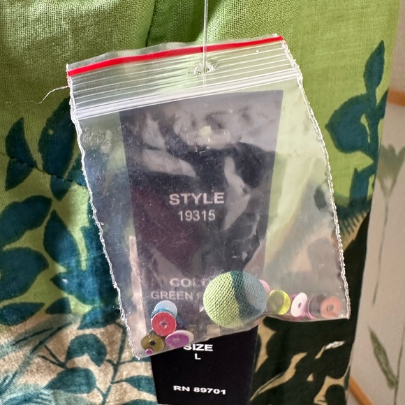 Embellished dress  Lovely Mix Nouveau dress   size Large vintage and Rare find - Picture 12 of 12